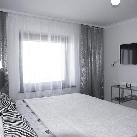 Lyra63 Large 80Sq M Top 14 Floor 希奥利艾 外观 照片